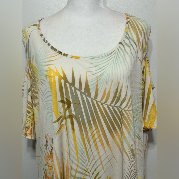 Catherines Tropical Palm Cold Shoulder Top - Picture 2 of 9